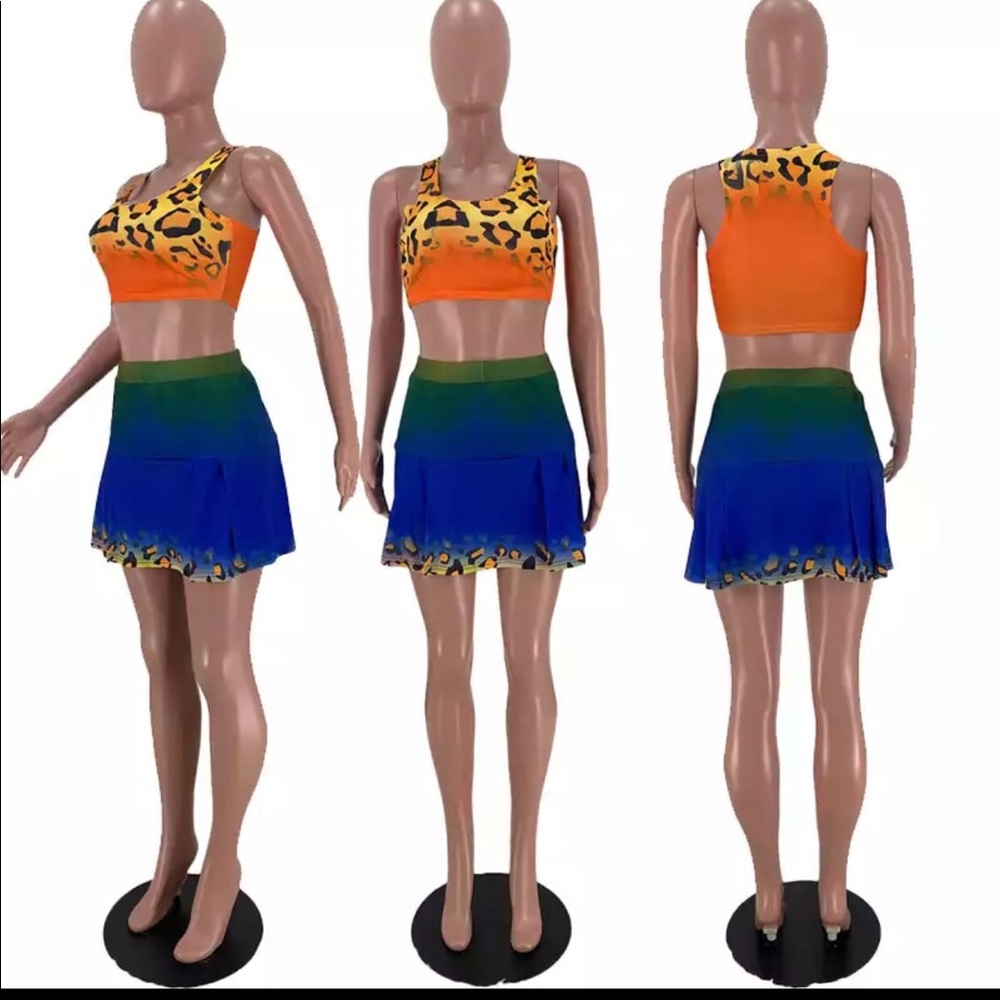 New woman’s 2 piece skort